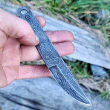 Damascus Steel Utility Knife