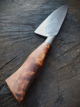 Integral Damascus Redwood Chef's Knife detail of the wood grain